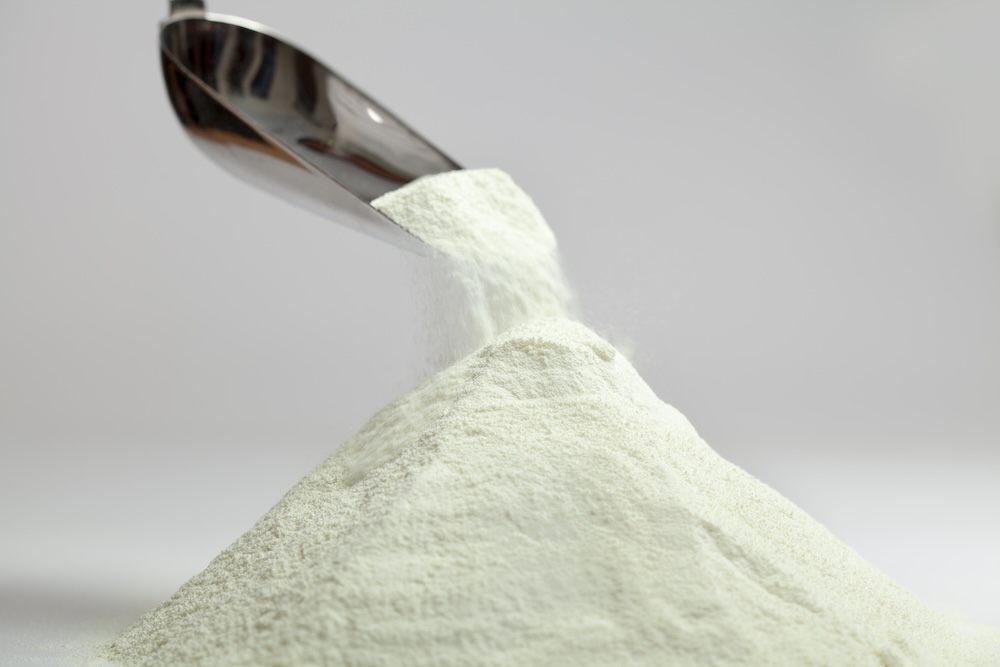 Why Is Powder Blend and Flow Important for Manufacturing?